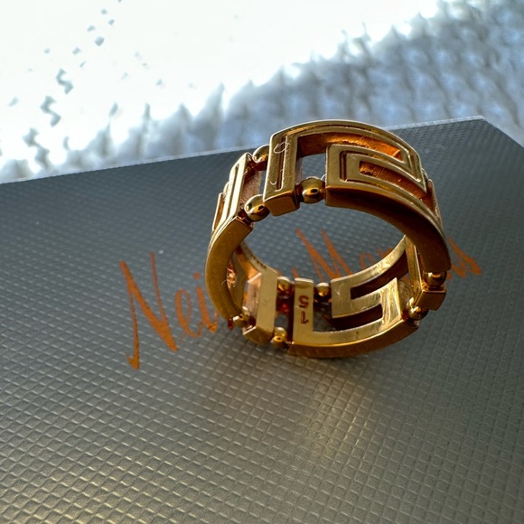 Versace Ring - Picture 2 of 5